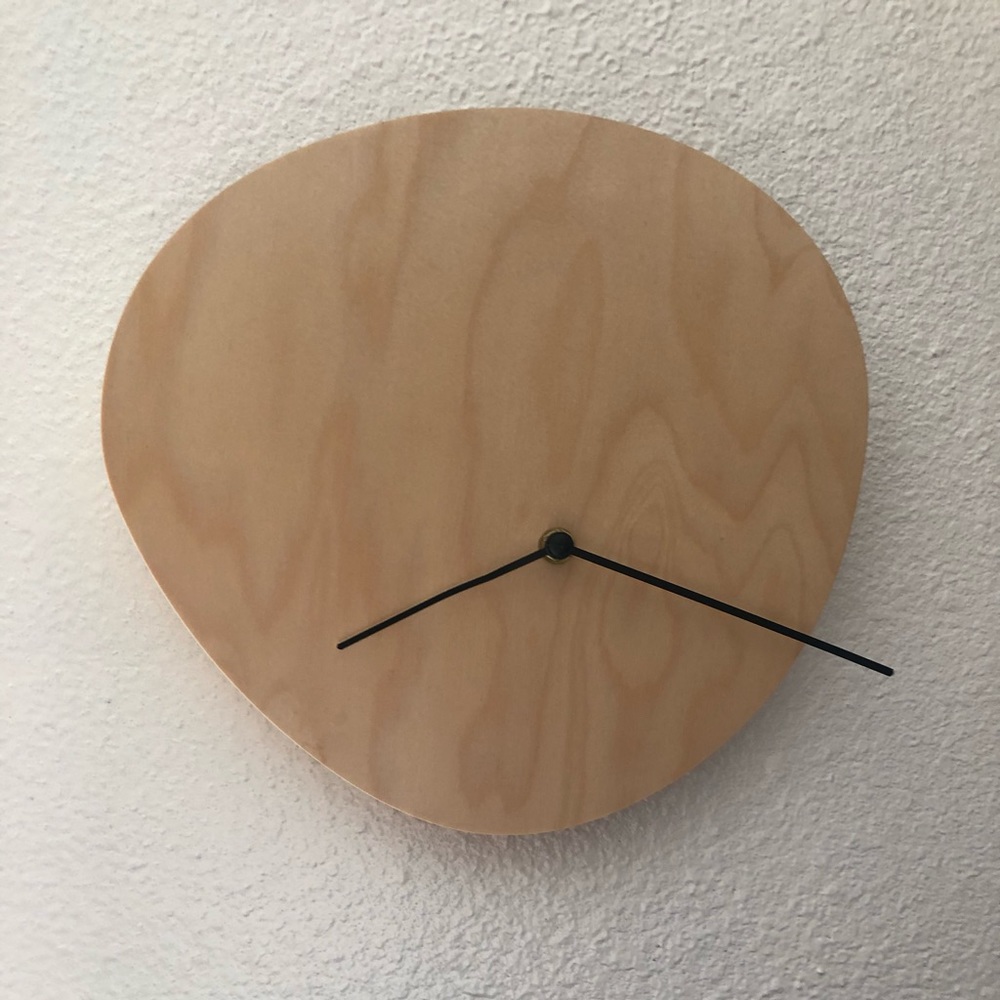 Wooden clock NWT